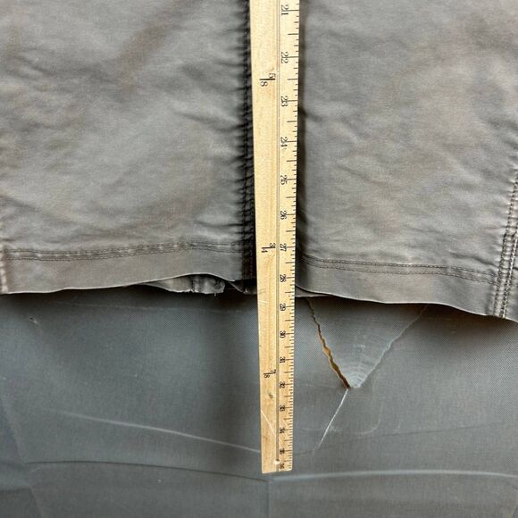 H&M Cargo Vest Jacket Women's Size US 44 Sleeveless Pockets Full Zip Button - Picture 7 of 7